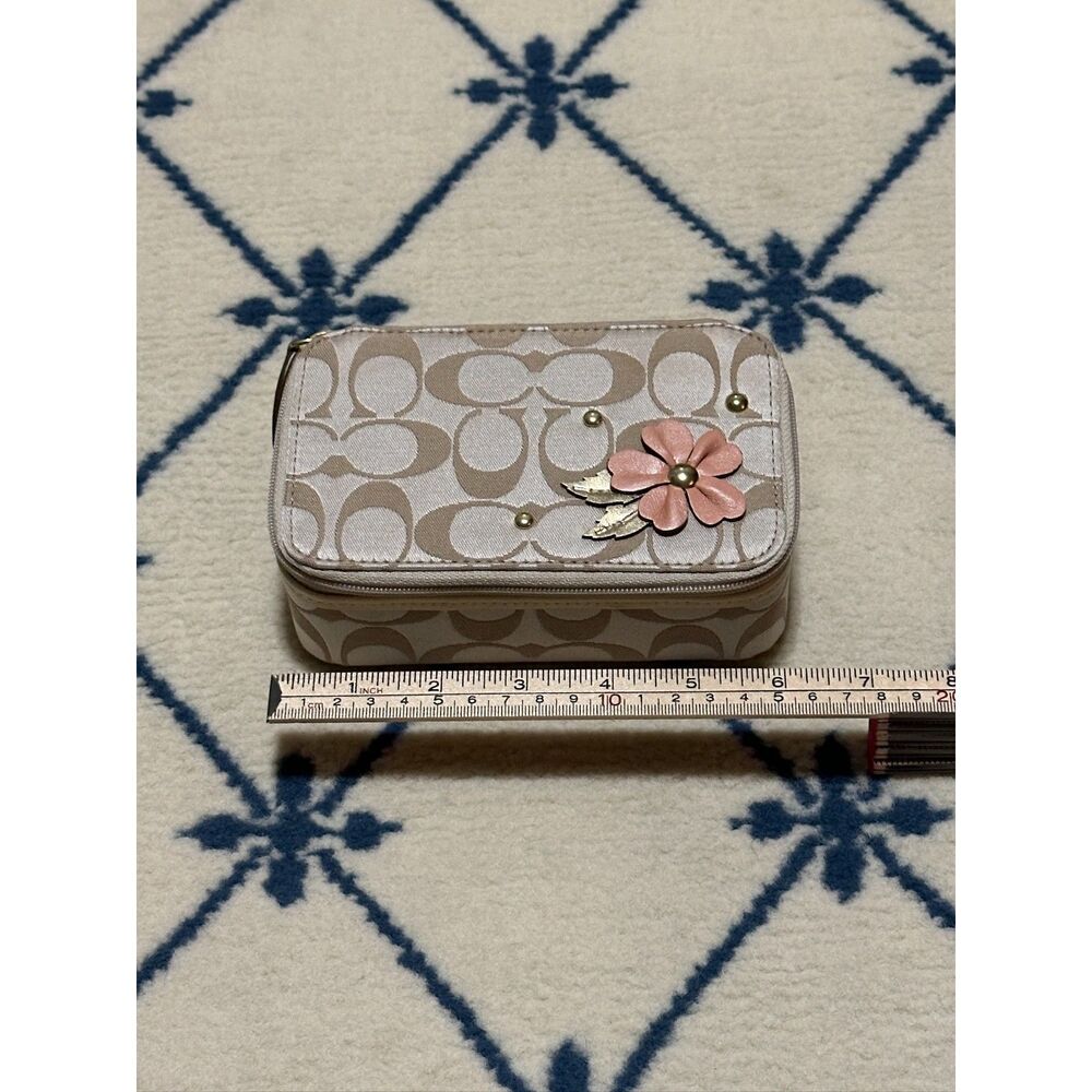 Coach Y2K Signature C Floral Appliqué Jewelry Travel Case Box - Khaki - Picture 6 of 7